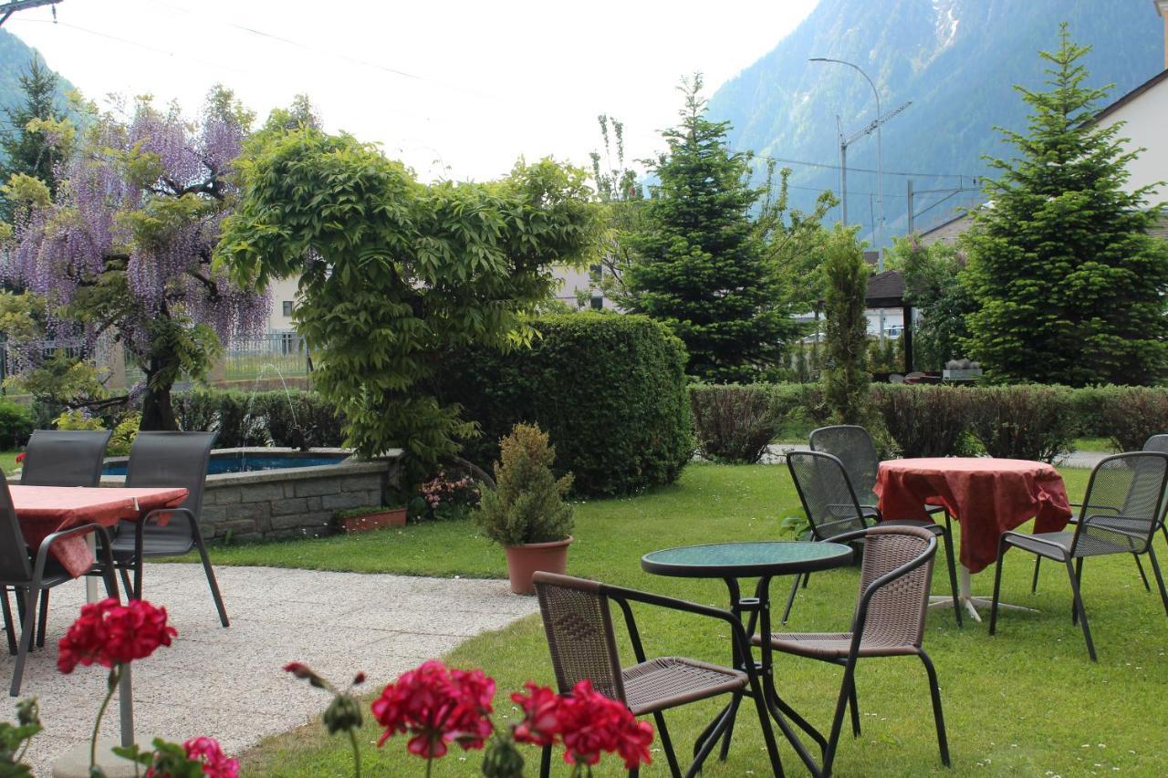 Hotel Posta Poschiavo Exterior foto